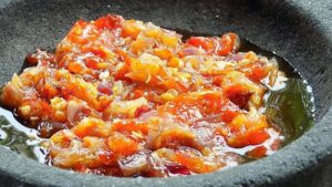 Resep ayam geprek crispy sambal bawang